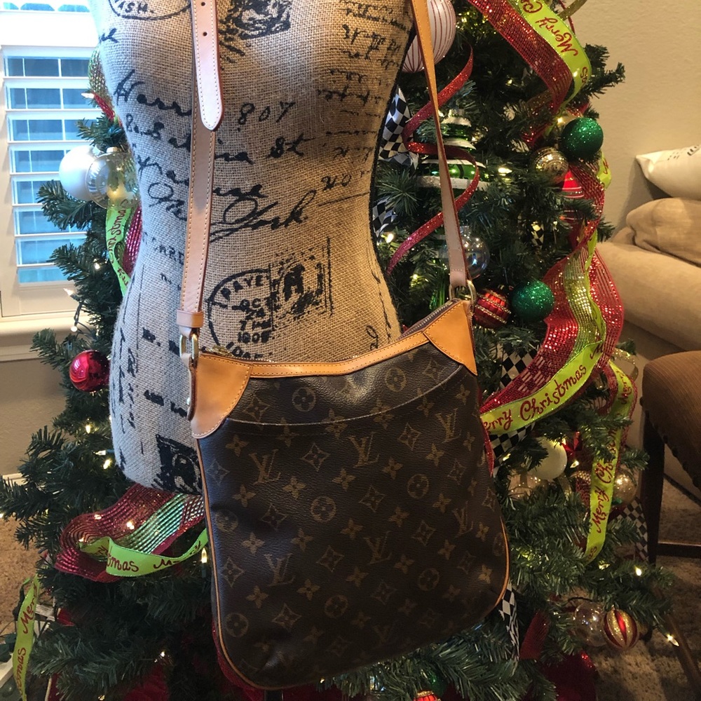 Authentic Louis Vuitton Odeon Pm crossbody bag